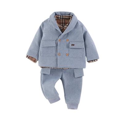 China New fashion three-piece cotton vest children's clothing set slim babies antibacterial wears kids clothing factory wholesale for sale