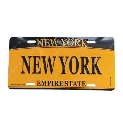 China Custom Aluminum Wall Plate Metal Car Taxi Decoration New York Decorative Embossed License Plate for sale