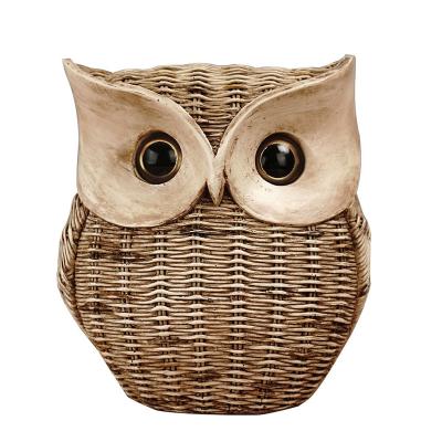 China Europe Hot Sales Christmas Rattan Owl Resin Crafts for sale