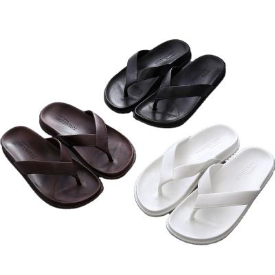 China Fashionable Men's Flip Flops Summer Flippers Men's Wear Non-slip Beach Outdoor Casual Shoes Anti-slippery Tend for sale