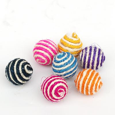 China Viable Ball Cat Toy Wholesale Stock Pet Supplies Hot Selling Sisal Cat Toy for sale