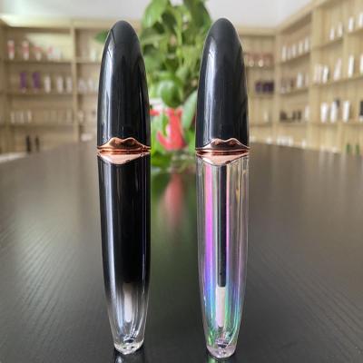 China Unique Private Label Shape Lip Gloss Tube Lip Gloss Customized With Various Wand Styles Lip Gloss Packaging Container for sale