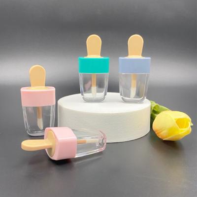 China Empty Cosmetic Plastic Customizable Plastic Lip Gloss Container Clear Lip Gloss Tube Lip Gloss 7ml Packaging Materials Tube With Magic Wand for sale