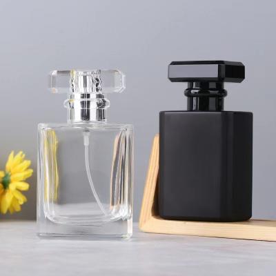 China Cosmetic Free Sample Wholesale Luxury Women 30ml 50ml Matte Black Square Spray Bottle Glass Perfume Bottle for sale