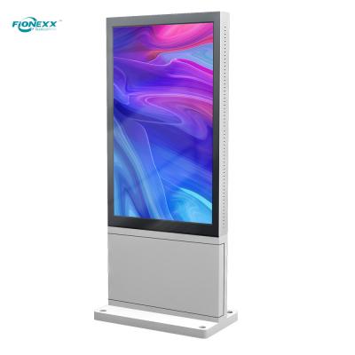 China 49inch Humidity Tolerable LCD Window Displays with Clear Resolution and 5 Ms Response Time for sale