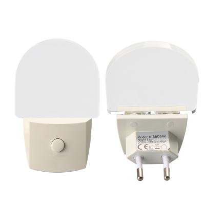 China Bedroom Modern Corridor Bathroom Switch LED Night Light Plug-in Friendship Lamps for sale