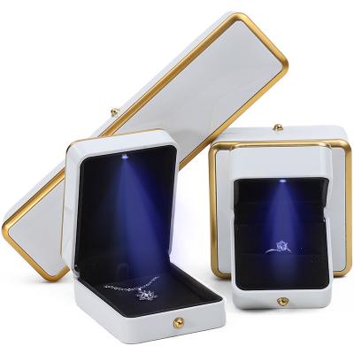 China High End Luxury Light Up Jewelry Box Jewelry Storage Case With Soft Velvet Interior for sale