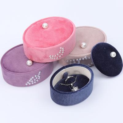 China Mini Oval custom velvet ring box , Ring Storage Box With Pearl Ornament for sale