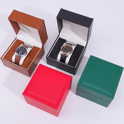 Chine Boîte de rangement de montres en cuir en PU haut de gamme avec intérieur en bois pour l'emballage de luxe à vendre