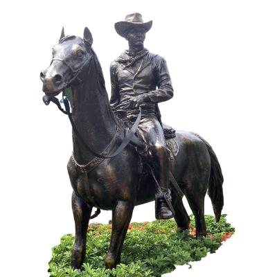 China China welcome to inquiry price outdoor decoration custom brass tactical mount statue for sale