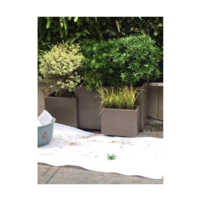 China China Wholesale Cheap Price Outdoor Garden Fiberglass Flower Box Rectangular Flower Pot for sale