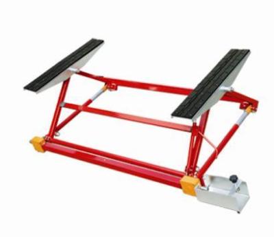 China Hot Sale 1500kg Tilting Car Lift Electric Mechanical Scissor Car Lift For Car Service MR8050 1500 Kg for sale