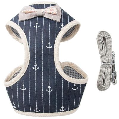 China Hot-selling sustainable pet carrier harness, cute style, to prevent pets from getting lost. With 1.1m leash. for sale