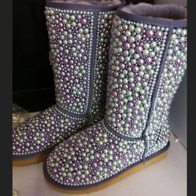 China Round Silver Booties Diamond Snow Boots from Crystal Rhinestone Sparkly Shinny Fur for sale