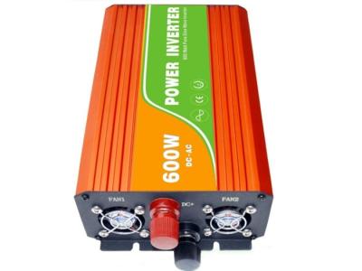 China High Efficiency Pure Sine Wave Solar Inverter LED Display With Strong Load Capacity for sale