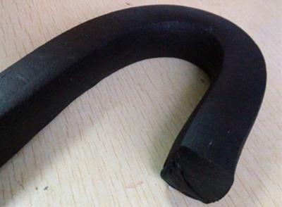 China Black Butyl Rubber Tape Single Sided Adhesive PE Basic Material Outer Layer for sale