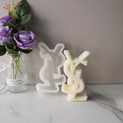 China Luxury Fashion Logo Scented Candle Silicone Mold New Design Home Decor Disposable Logo Cake Soap Mold DIY Gift for sale