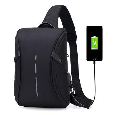 China Best Fashion Mens Polyester Travel Shoulder Black Trunk Bag With USB Charging Port for sale