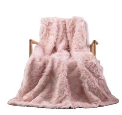 China PORTABLE Custom Made Luxurious Blush Pink Fuzzy Shaggy Faux Fur Plush Throw Blanket Bed For Couch Sofa Chair Home for sale