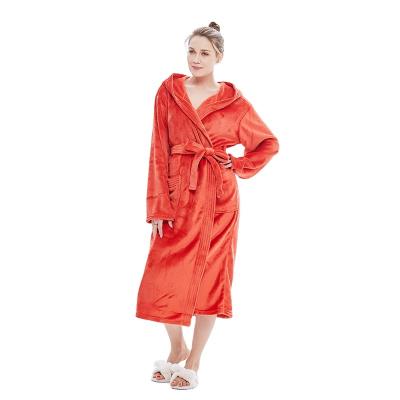 China 2021 Super Soft Luxury QUICK DRY Adult Women Hooded Polyester Hotel Flannel Bathrobe for sale