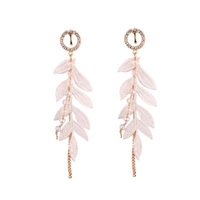 China GRACE JUN New CLASSIC Clip On Earrings For Women's Long Tassel Williow Crystal Rhinestone Hypo-Allergenic Ear Clip for sale