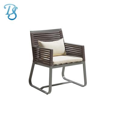 China Modern new design outdoor rope dining chair and table outdoor garden furnture good quality aluminum rope dining set for sale