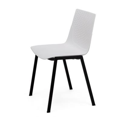 China Wholesale Scandinavian cheap plastic cafe chaise pp mold modern plastic restaurant dining chairs for sale