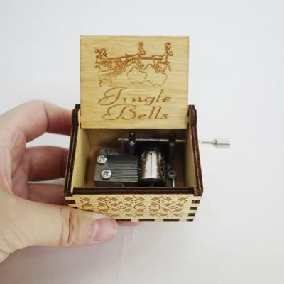 China Gifts to Parents Wholesale Wooden Antique Christmas Gifts Music Box for sale