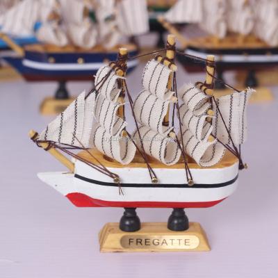 China Cheap High Quality 10CM Mediterranean Style Crafts Sailboat Wooden Model Europe Sailboat For Home Decoration Manufacturer for sale