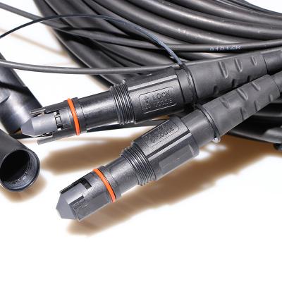 China Mini (ip-MPO) elite-LC SM 24F 7.0mm LSZH-Zwarte 30m openlucht Waterdichte IP68-Kabel MPO (van M) aan LC-Flardkoord Te koop