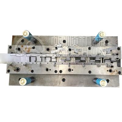 Chine Professional Automatic Stainless Steel Hinge Making Machine Steel Hinge Making Machine With High Quality à vendre