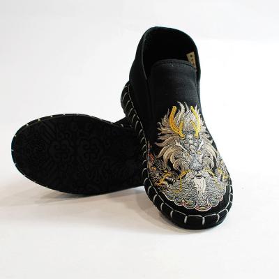 China Direct Selling Fashion Winter Boots Flat Warm Embroidery Breathable Winter Boots Men for sale