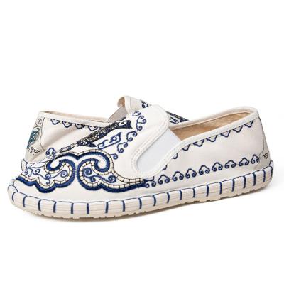 China Embroidery Women's Flats Lady's Casual Shoes Premium Quality Flat Women's Shoes Shoes Flats for sale