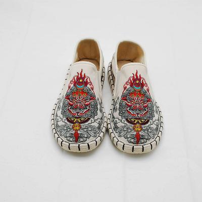 China Best Selling Beijing Embroidery Fabric Flat Casual Flats Shoes Women's Sports Shoes for sale