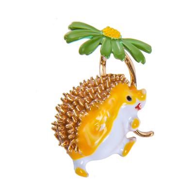 China New Daisy Brooches For Women Animal Fashion Popular Cute Jewelry Hedgehog Design Lapel Pins Gift for sale