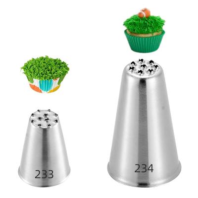 China Viable Grass Tips Cake Nozzles For Baking Wholesale High Quality 304 Stainless Steel Metal Cake Opp Bag Dessert Decorators 10 Sets for sale