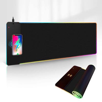 China Custom Made LED Marquee Large Desktop Mat Wireless Charging Charger Large Size RGB LED Personalized Gaming Laptop Black Blank Mouse Pad for sale