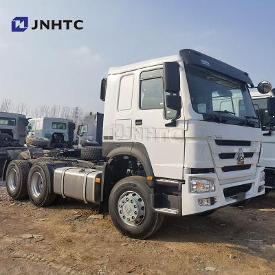 China China Sinotruck Tractor Truck Head 371hp 420hp 10 Wheeler Truck Head 4X2 6X4 Tractor Truck 6800x2496x3230 for sale