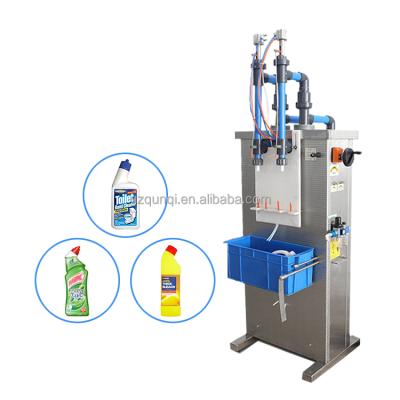 China High Accuracy Semi Automatic Anti Corrosive Strong Acid Bleach Liquid Toilet Cleaner Double Head Filling Machine Liquid Filler for sale