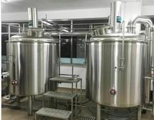 Chine 1000Ltr SUS304 a adapté la surface au sol aux besoins du client de l'équipement 15M2 de brassage de bière pression à vendre