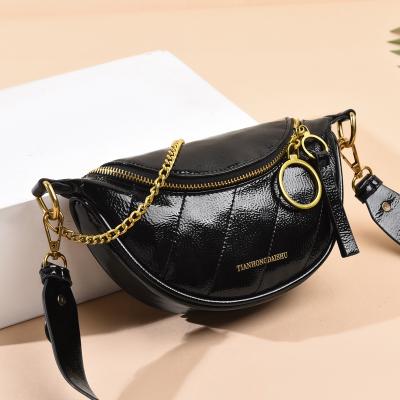 China NEW 2022 high quality women shoulder bags cross - body bag women chain bagGirls leather cool bagVersatile for sale