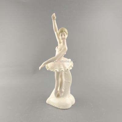 China Europe Classical Dancer Wholesale Decorative Ceramic Figurines for sale