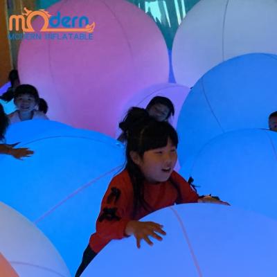 China High Quality Inflatable Led Zygote Party/Inflatable Led Throw Ball/Touch Ball For Promotion Event for sale