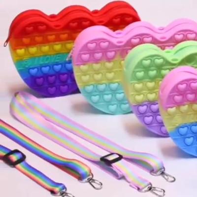 China Trigger New Heart Shape Sling Bags Amazon Hot Selling Wiggle Bag Cute Silicone Push Bubbles Wiggle Toy Bags Double-Heart Coin Purse for sale