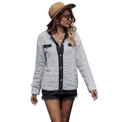 China QUICK DRY Plaid Coat Straight Lantern Button Door Women Coat for sale