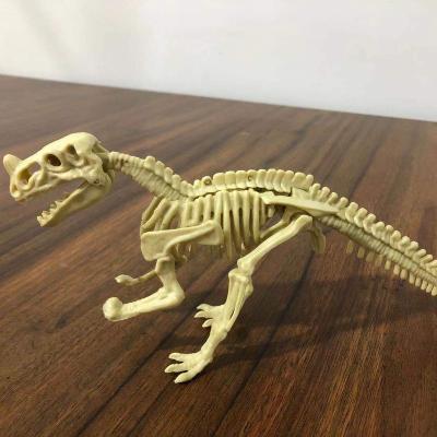 China Educational Dinosaur Dig Popular Toy Skeletal Science Dinosaur Kids Games Skeleton Kit for sale