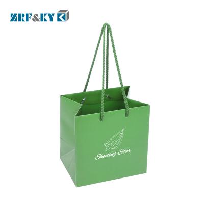 China Handmade Green Paper Gift Bag For Gift Bespoke Shopping Bag With Rope Handle for sale