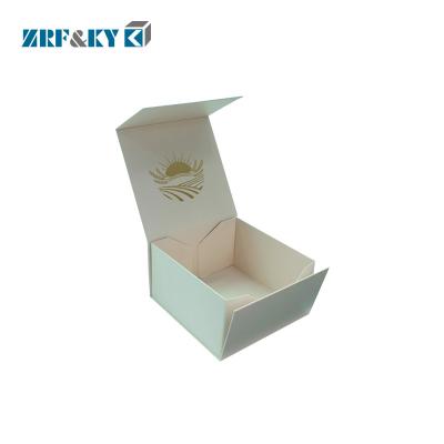 China Green Color Handmade Elegant Custom Collapsible Paper Folding Box With Magnetic Lid for sale