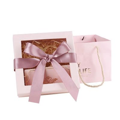 China Recycled Materials Wedding Favors Elegant Premium Paper Box With Decorative Winndow Favor Bridesmaid Gift Boxes For Perfume for sale