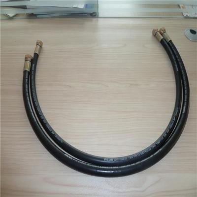 China Hydraulic Fluids Oil Base Hydraulic Hose And Rubber Hose Assembly for sale